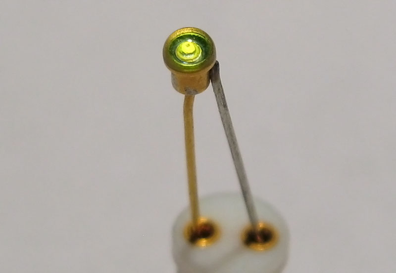 Green Straight Pin LED