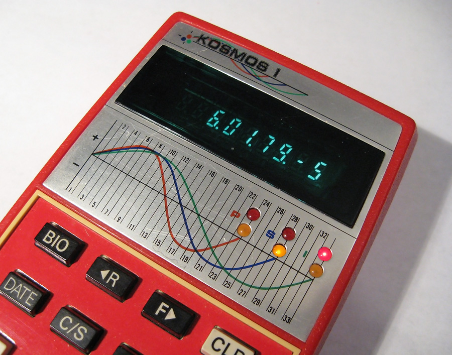 Kosmos 1 Calculator