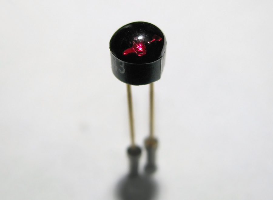 Fairchild FLV100 LED