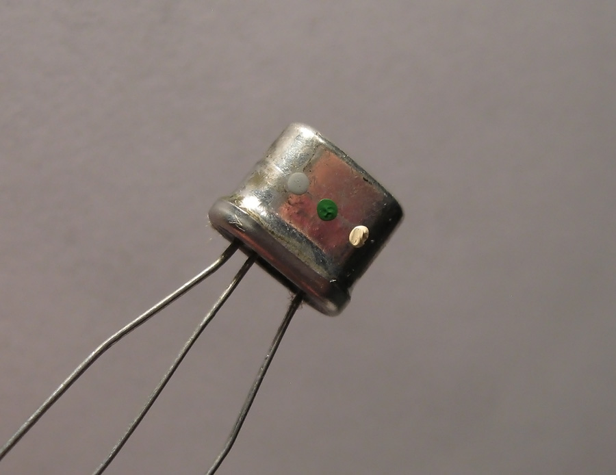Western Electric 1859 Transistor Package