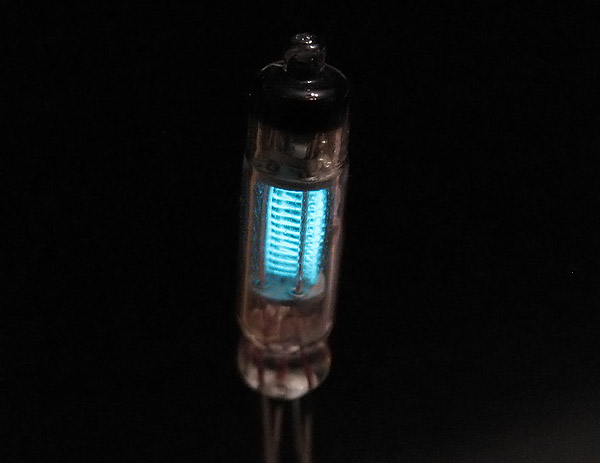 Soviet IV-15 Tuning Eye Tube