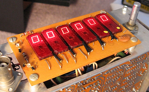 Texas Instruments TIL307 LED display