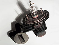 Raytheon 2J51 Magnetron Tube