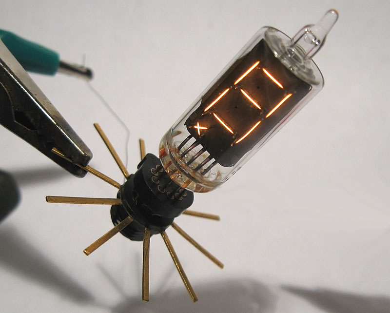 Apollo DA2110 Numitron Tube