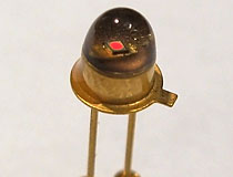Monsanto MV1 LED