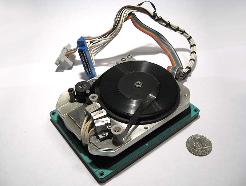 Tapetronics endless loop tape recorder
