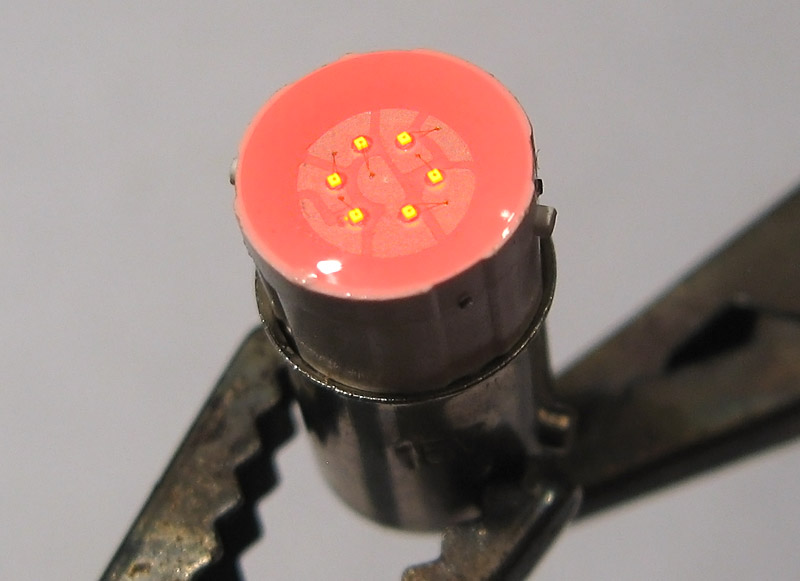 15 volt LED Lamp